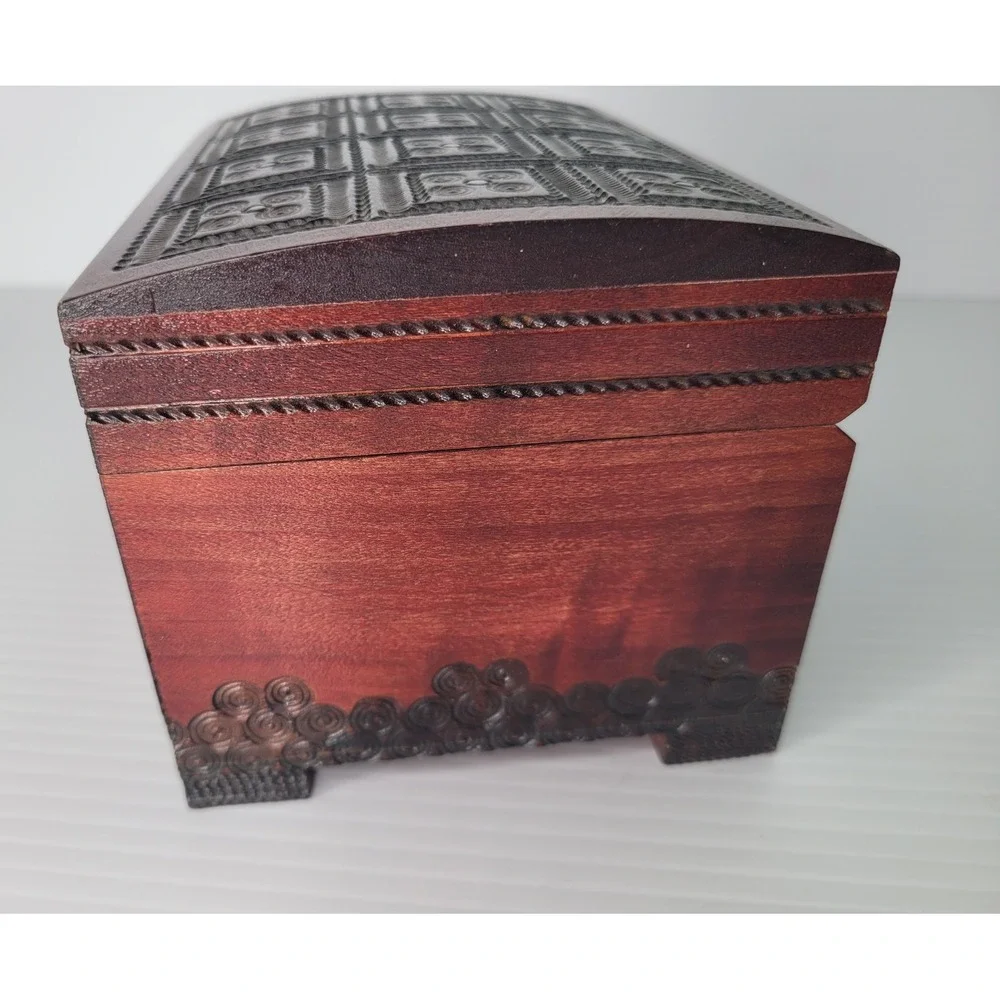 Handcrafted Polish Jewelry Box Folk Art Carved Poplar Linden & Lime Wood Brass‎